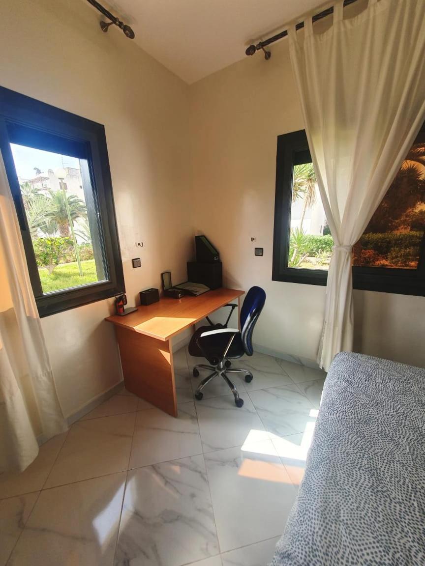 Appartement Chaleureux Et Calme, Parking, Jardin Agadir Exterior foto